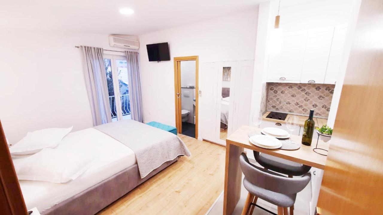 Apartments Palma Baška Voda Buitenkant foto
