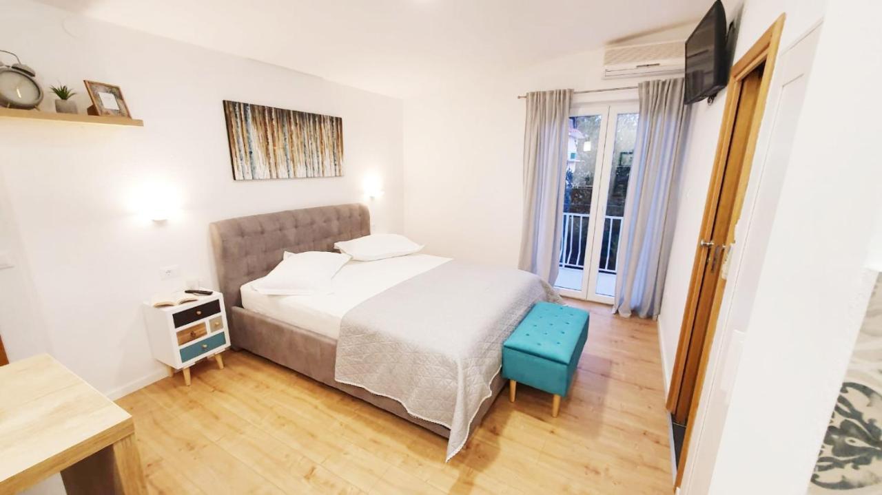 Apartments Palma Baška Voda Buitenkant foto